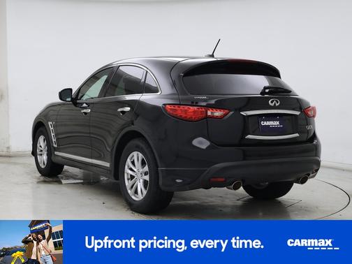 2017 INFINITI QX70 