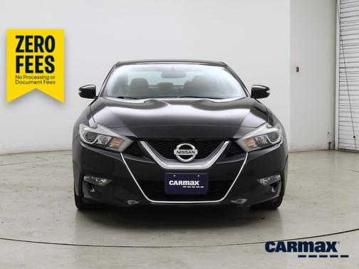 Black 2016 Nissan Maxima SR