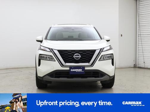 White 2023 Nissan Rogue SV