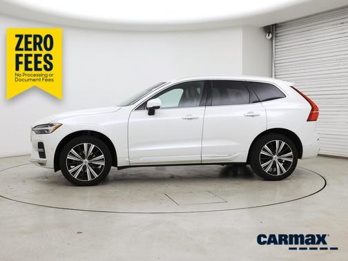 White 2022 Volvo XC60 B5 Inscription