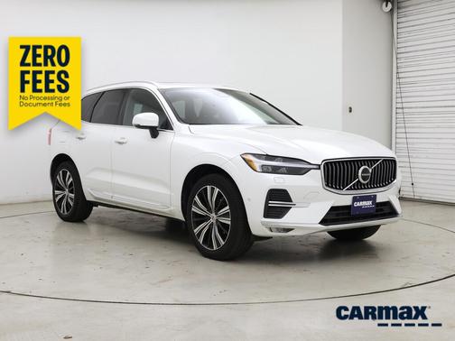 White 2022 Volvo XC60 B5 Inscription