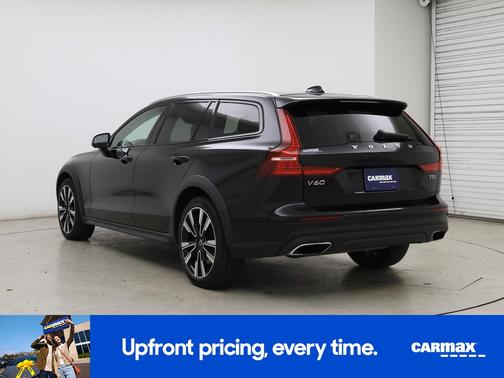 Black 2020 Volvo V60 Cross Country T5
