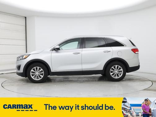 2017 Kia Sorento LX