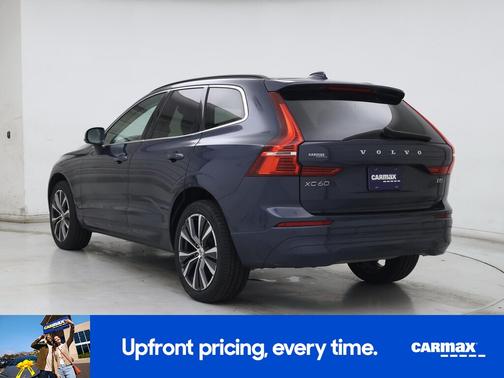 2022 Volvo XC60 B5 Momentum