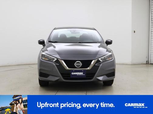 Gray 2022 Nissan Versa SR