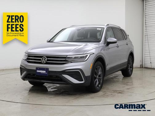 Gray 2022 Volkswagen Tiguan SE