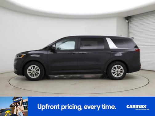 Gray 2024 Kia Carnival LX