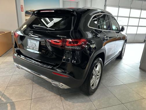 2021 Mercedes-Benz GLA 250