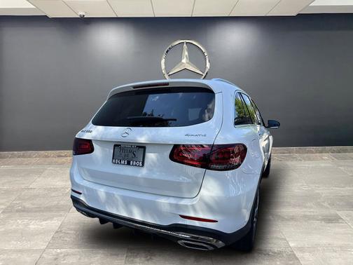 2022 Mercedes-Benz GLC 300 