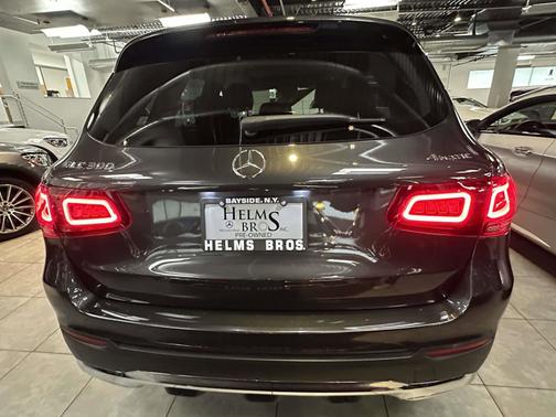 2022 Mercedes-Benz GLC 300 4MATIC