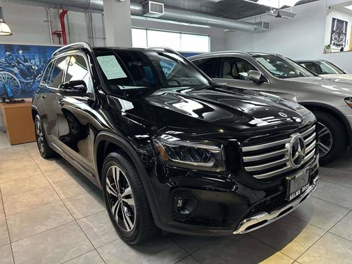 2025 Mercedes-Benz GLB 250 
