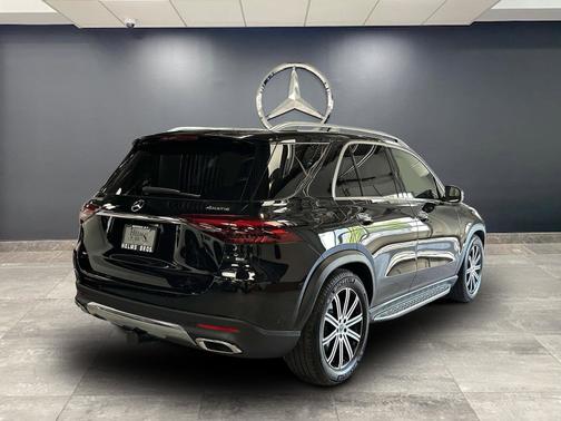 2025 Mercedes-Benz GLE 450 4MATIC