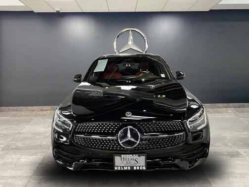 2022 Mercedes-Benz GLC 300 