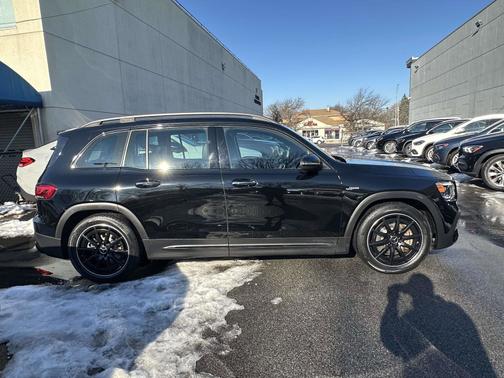 2022 Mercedes-Benz AMG GLB 35 