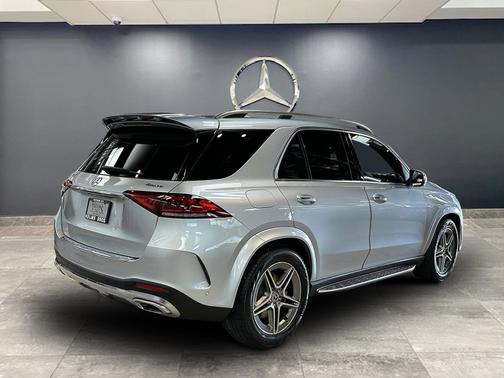 2022 Mercedes-Benz GLE 450 Base 4MATIC