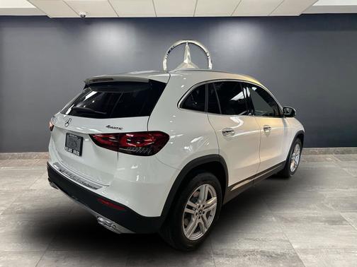 2021 Mercedes-Benz GLA 250