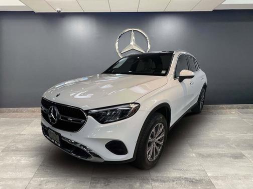 2023 Mercedes-Benz GLC 300 