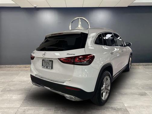 2021 Mercedes-Benz GLA 250 