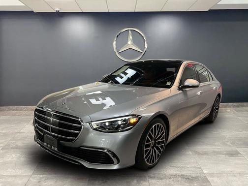 2022 Mercedes-Benz S-Class 