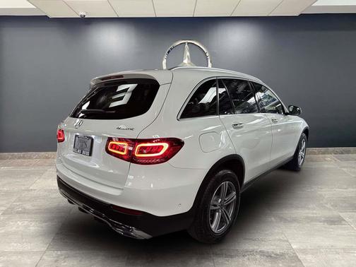 2022 Mercedes-Benz GLC 300 