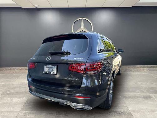 2021 Mercedes-Benz GLC 300 