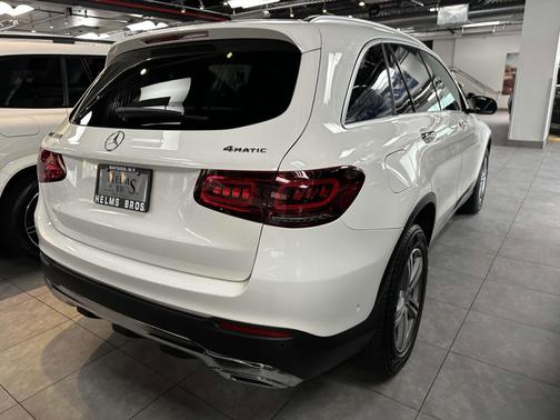 2021 Mercedes-Benz GLC 300