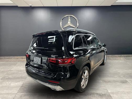 2022 Mercedes-Benz GLB 250 4MATIC