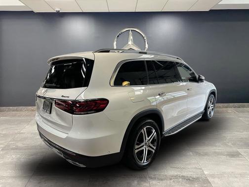 2022 Mercedes-Benz GLS 450