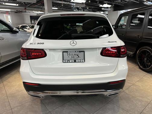 2022 Mercedes-Benz GLC 300 4MATIC