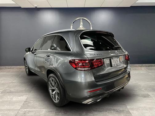 2021 Mercedes-Benz GLC 300
