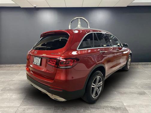 2022 Mercedes-Benz GLC 300 
