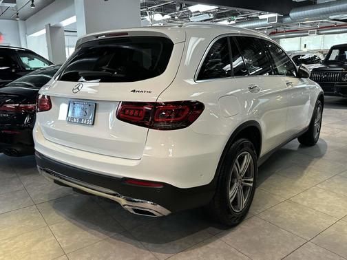 2022 Mercedes-Benz GLC 300 4MATIC