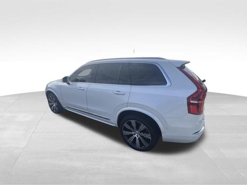 2022 Volvo XC90 T6 Inscription