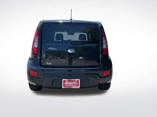 Shadow Pearl Metallic 2013 Kia Soul Base