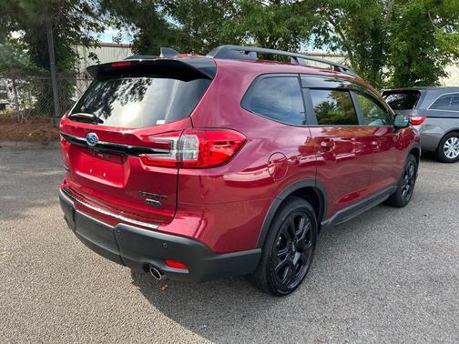 2025 Subaru Ascent Onyx Edition Touring 7-Passenger