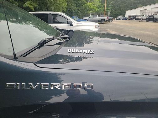 Shadow Gray Metallic 2020 Chevrolet Silverado 1500 LT