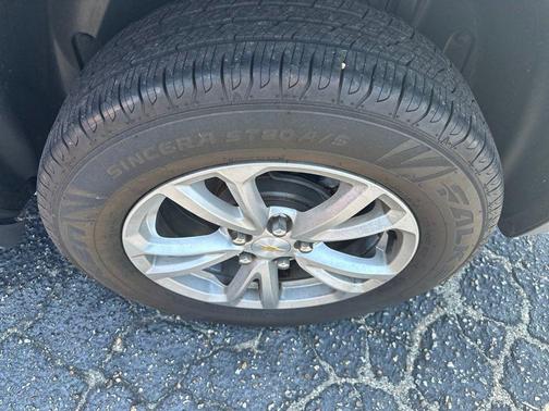 Champagne Silver Metallic 2016 Chevrolet Equinox LT