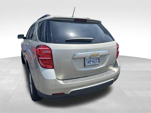 Champagne Silver Metallic 2016 Chevrolet Equinox LT