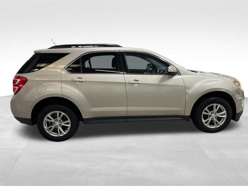 Champagne Silver Metallic 2016 Chevrolet Equinox LT