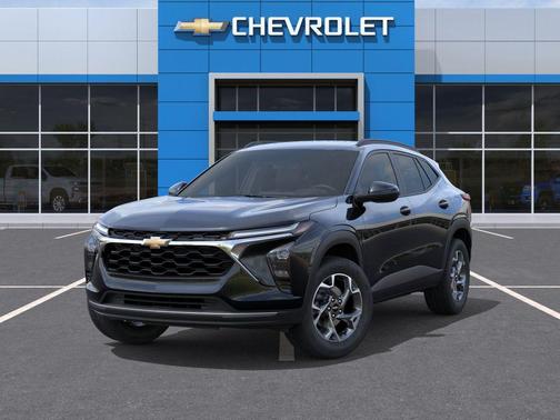 Mosaic Black Metallic 2026 Chevrolet Trax LT