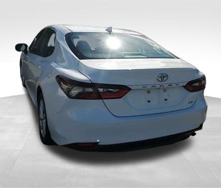 Ice 2024 Toyota Camry LE