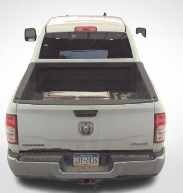 Bright White Clearcoat 2024 RAM 2500 Big Horn Crew Cab 4x4 6'4' Box