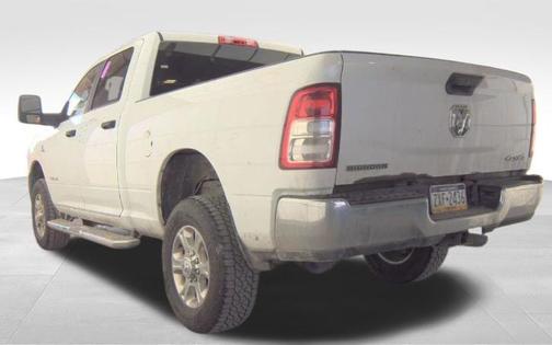 Bright White Clearcoat 2024 RAM 2500 Big Horn Crew Cab 4x4 6'4' Box