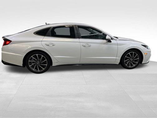 Quartz White 2020 Hyundai SONATA Limited