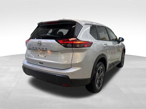 Brilliant Silver Metallic 2025 Nissan Rogue SV