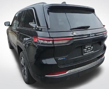 Diamond Black Crystal Pearlcoat 2022 Jeep Grand Cherokee 4xe Base