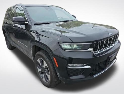 Diamond Black Crystal Pearlcoat 2022 Jeep Grand Cherokee 4xe Base