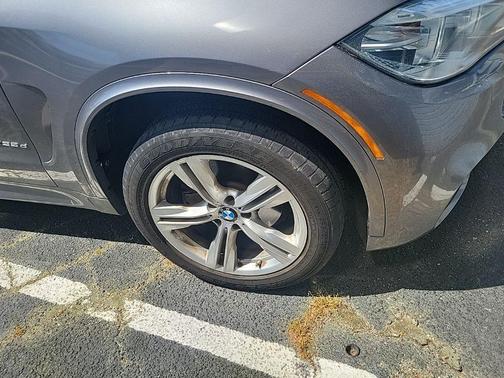 Space Gray Metallic 2015 BMW X5 xDrive35d