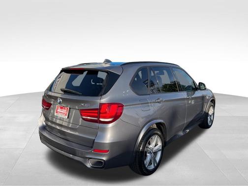 Space Gray Metallic 2015 BMW X5 xDrive35d