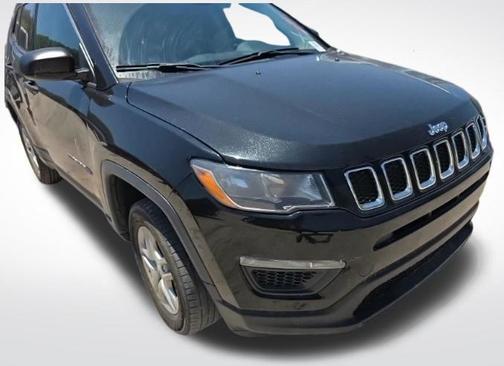 Diamond Black Crystal Pearlcoat 2021 Jeep Compass Sport